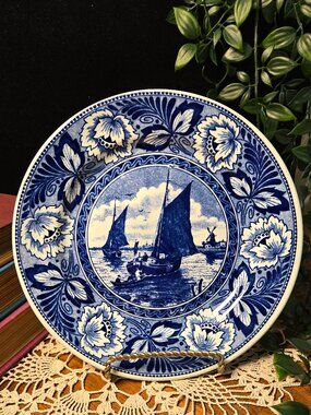 Royal Sphinx Maastricht Delfts Blue Dutch Wall Plate 1960s